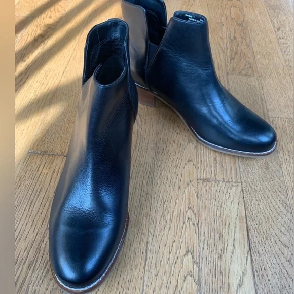 Cole Haan Abbot pull on leather Bootie in black sz 8.5 - Picture 5 of 11
